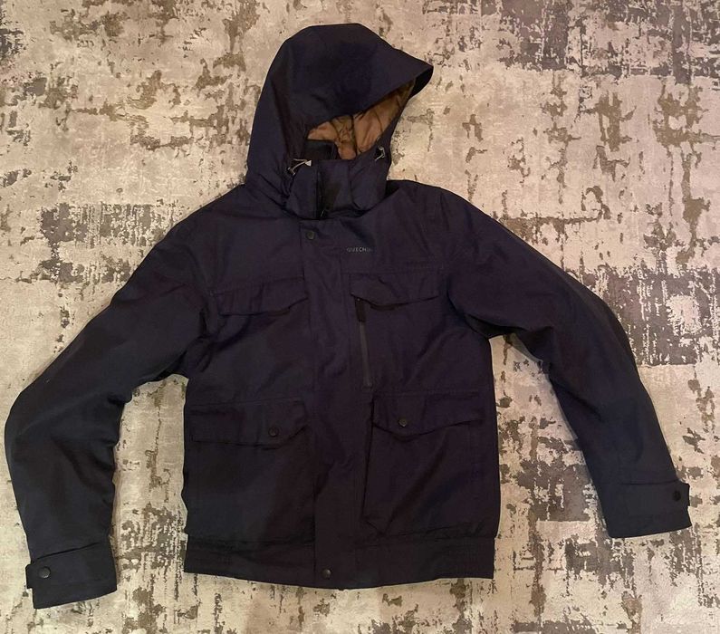 ЗИМНО ЯКЕ НА DECATLON, размер М , 44лв