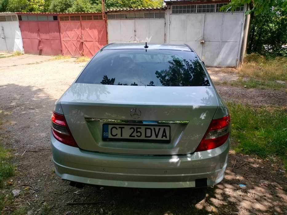 Mercedes-Benz C180 Avangarde 2008 1.8 manuala 156 cp inmatriculata