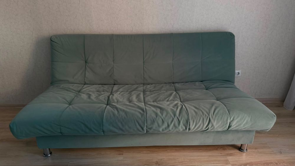 Продам диван книжку