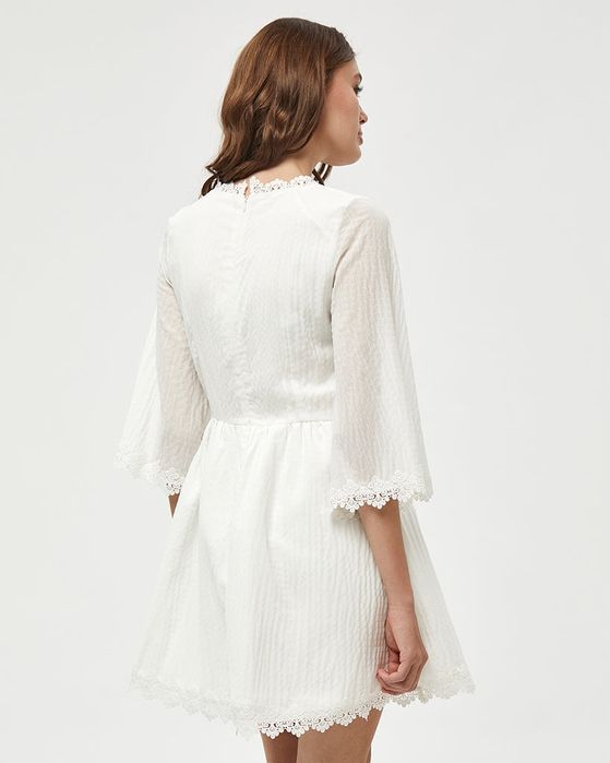 Нова бяла рокля White and more