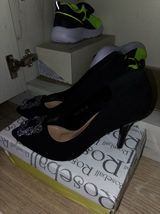 Продам туфли женские