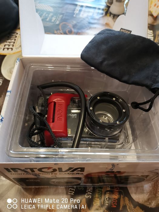 Фотоапарат с бокс за под вода INTOVA IC 14