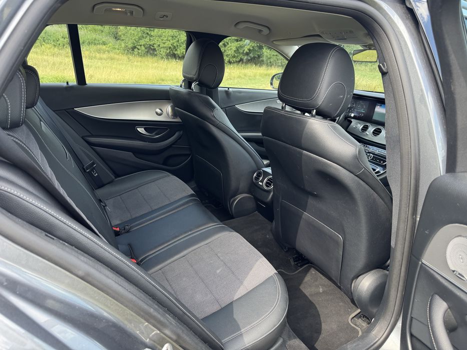 Mercedes E220 - Avantgarde - 2017 - EURO 6