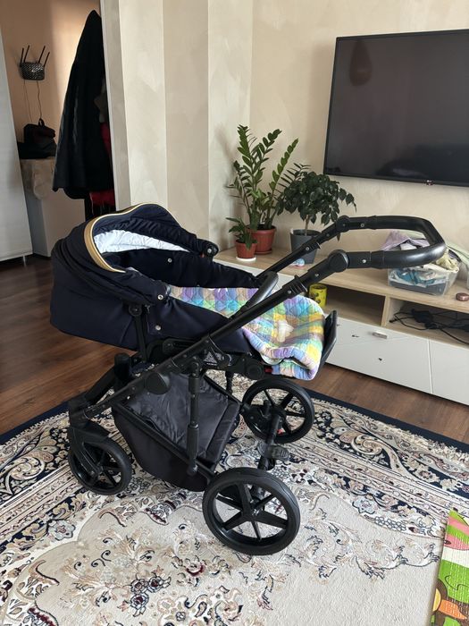 Продам коляску adamex rimini