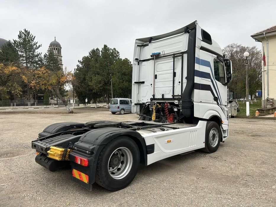 Mercedes Actros 1851 BIG SPACE EURO 6