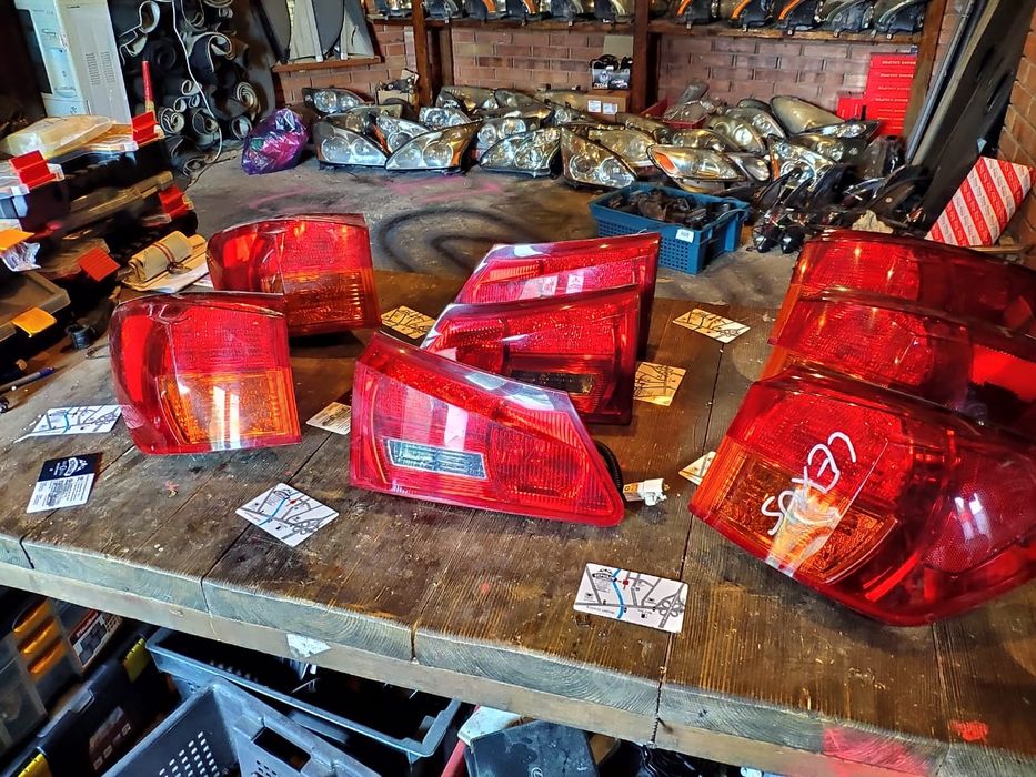 Задняя оптика Lexus is250