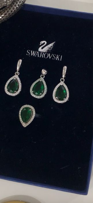 Шикарные изумрудные наборы