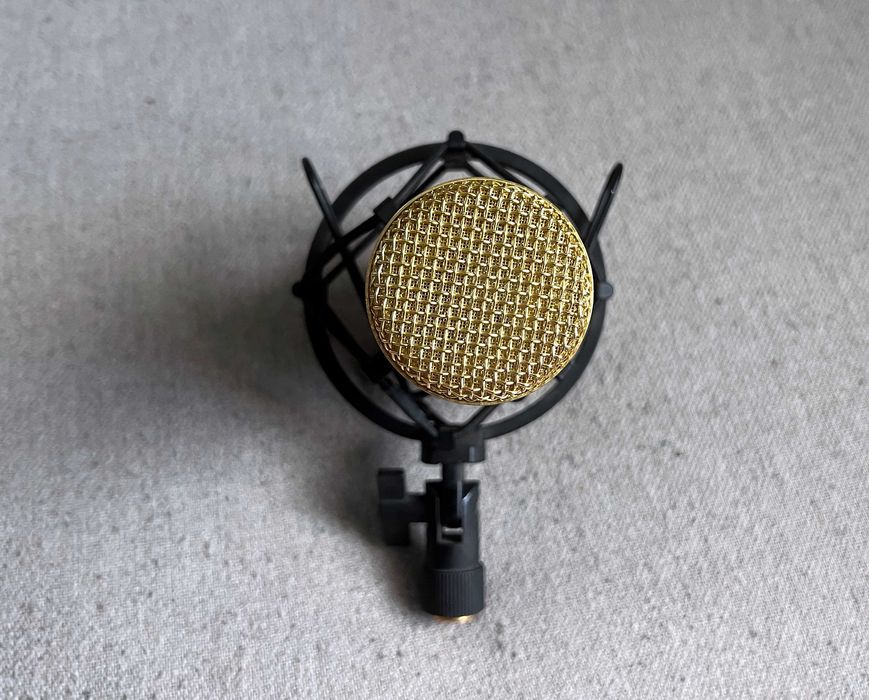 Microfon condensator BM-800 cu suport shock mount – studio / podcast