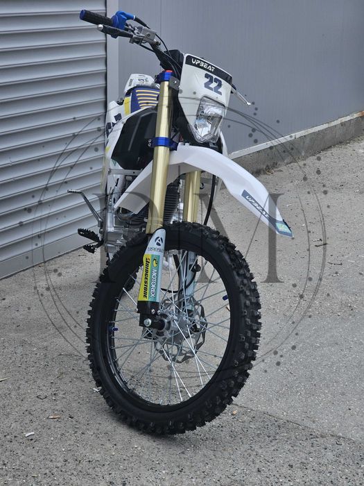 Кросов мотор 250кубика UpBeat. Същия като Husqvarna 250cc. Нов в кашон