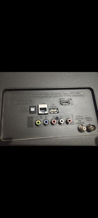 Продам телевизор на запчасти