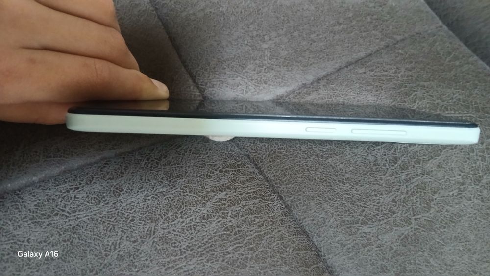 Redmi A1 + surochan sotiladi