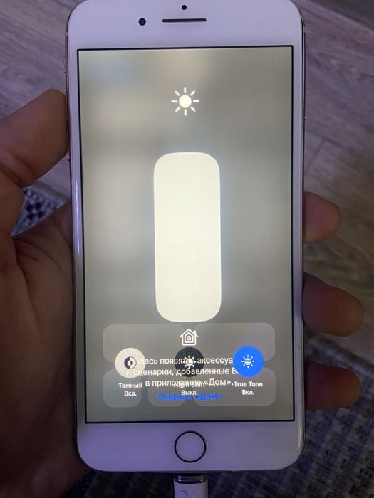 Продам Iphone 8 plus + 64gb