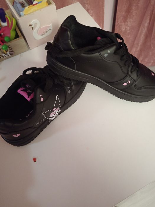 Детски кожени маратонки за момиче