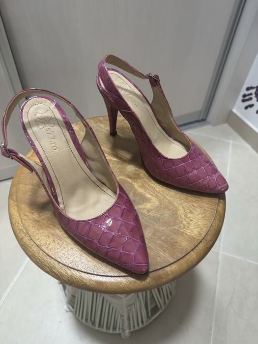 Pantofi piele roz