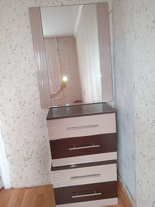 Продам спальный гарнитур