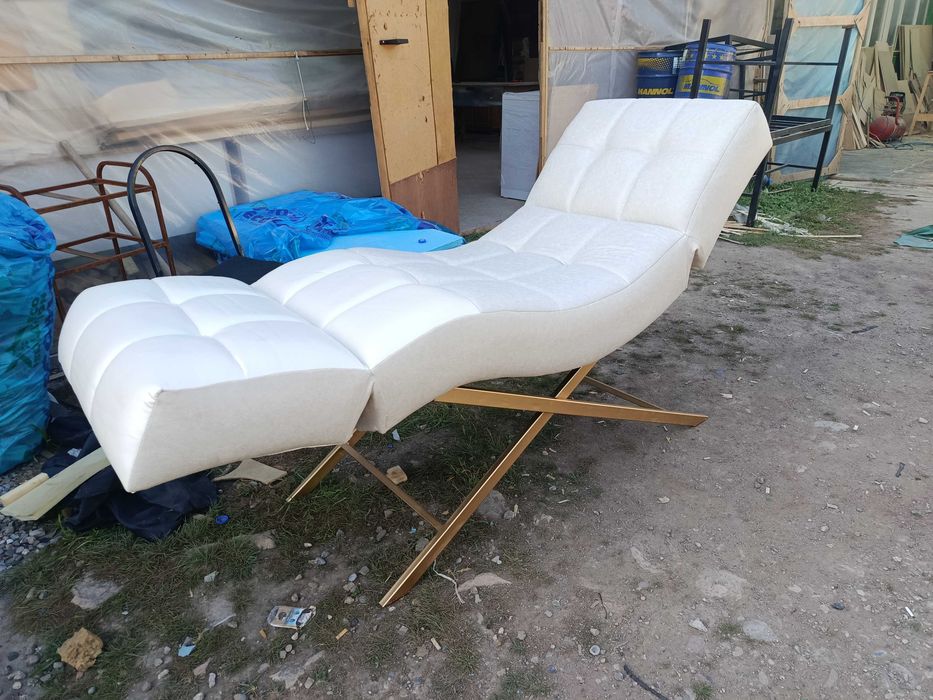 Kushetkalar. (Chemodan, kosmetologik, pedikyurniy, loft va hokazo
