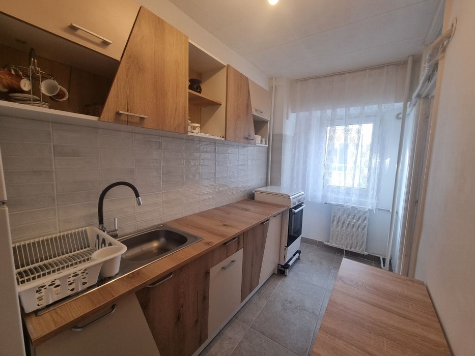 Garsoniera renovata de inchiriat -  zona Sebastian