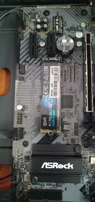 Мощна AM5 конфигурация с Ryzen 9 7950X3D