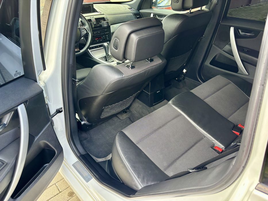 BMW X3 E83 M paket “ 2.0 X-drive Automat 177 cai 2008”