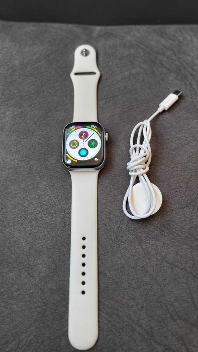 Watch Series 8 45mm Aluminiu ca nou
