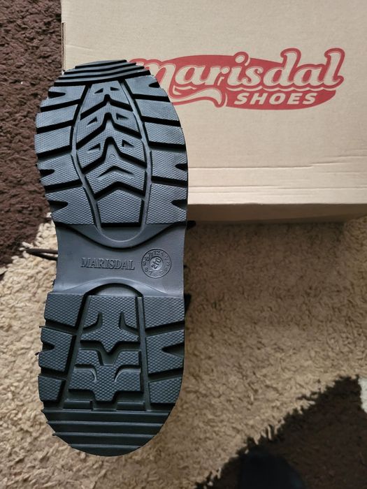 Bocanci militari de iarnă noi