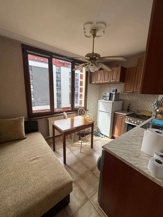 Дава се под наем Едностаен апартамент в София, Връбница 2 - 48 кв.м за 458.49 € - Снимка #1