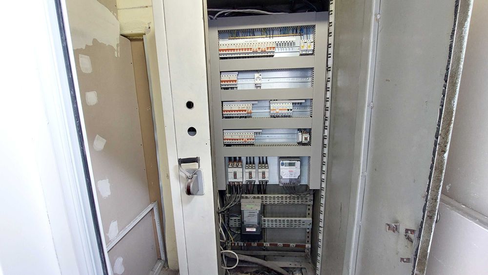 Продава се Промишлена сграда в Габрово, Център - 824 кв.м за 500 €/кв.м - Снимка #7