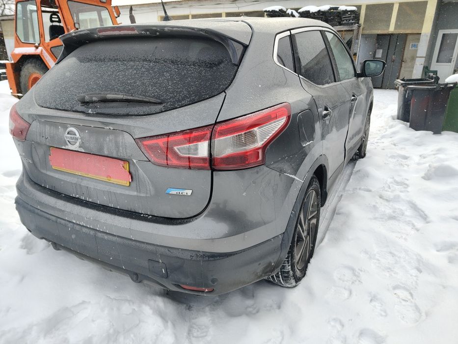Piese navi plafon geam bara haion punte aripa trager radiatoare ecu punte spate jug planetare clapeta evacuare cutie viteze egr   Nissan Qashqai j11