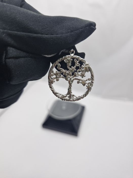 Kulon dereva jizn zolota brilant