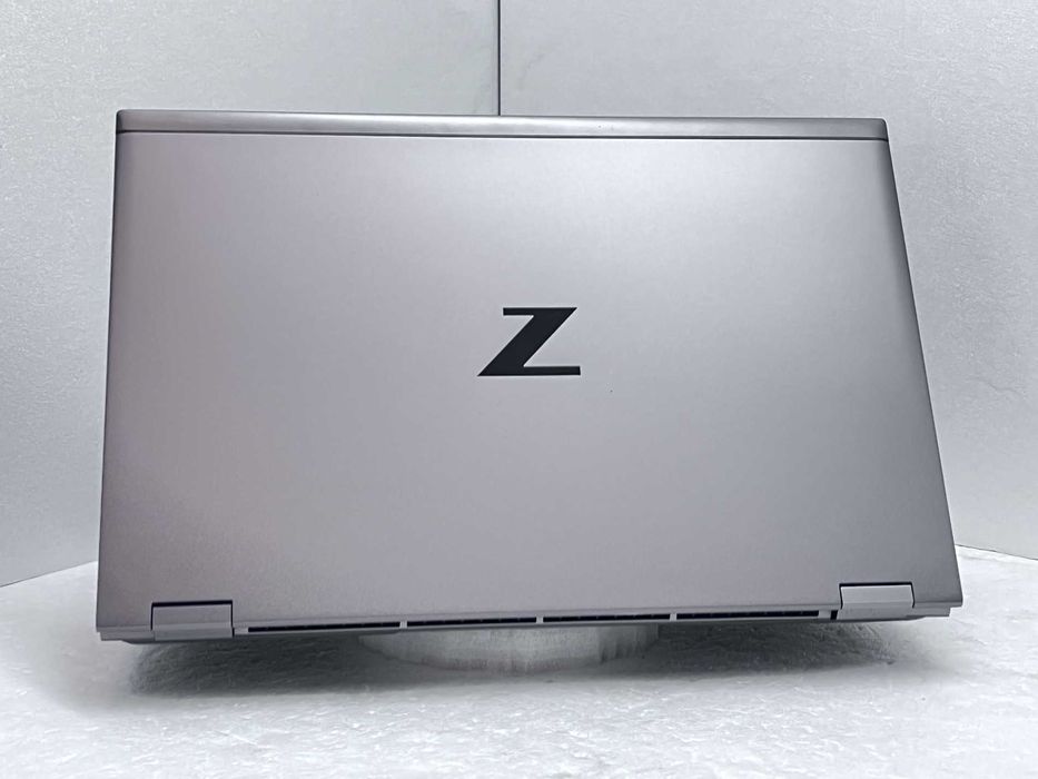 Реновиран лаптоп HP ZBook Fury 17 G7 17.3" i7 32GB 510GB RTX 5000 16GB