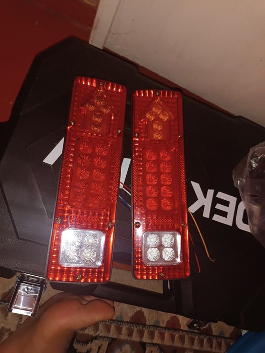 Задние фонари 12-24v