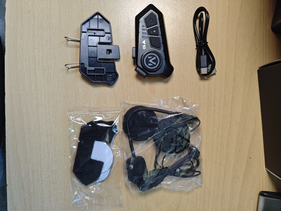 НОВИ! Интерком/Bluetooth слушалки за каска/Intercom