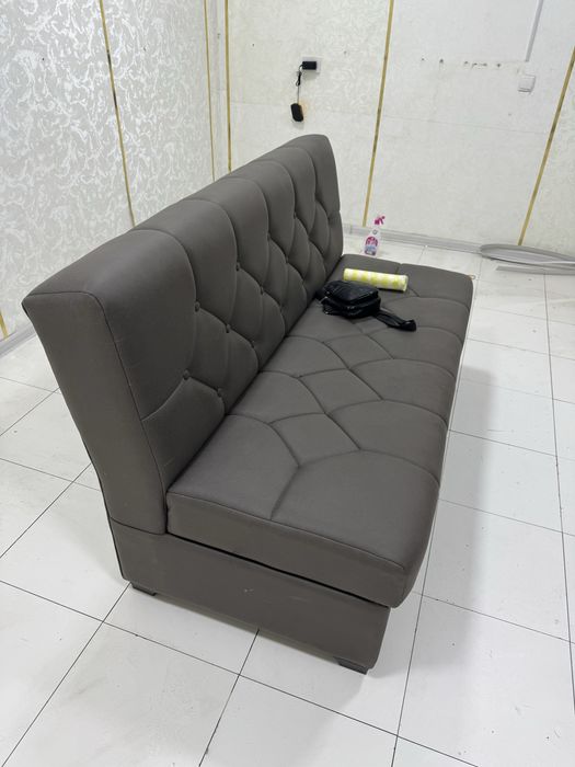 Диван сотилади 1.60 80