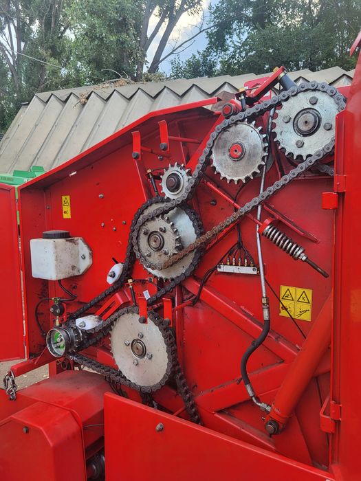 Пресс подборщик Metal fach Z562