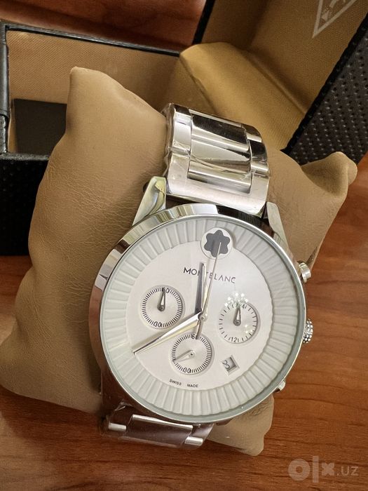 Часы Montblanc продается.