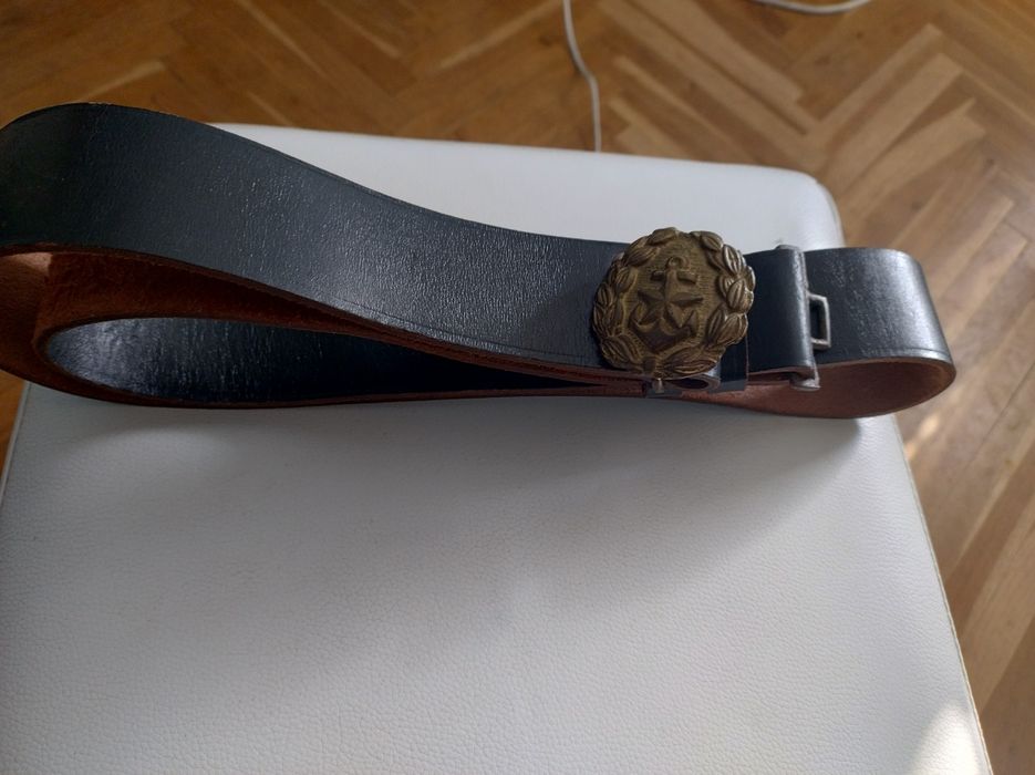 2 броя Военни  колани , офицерски и военноморски.