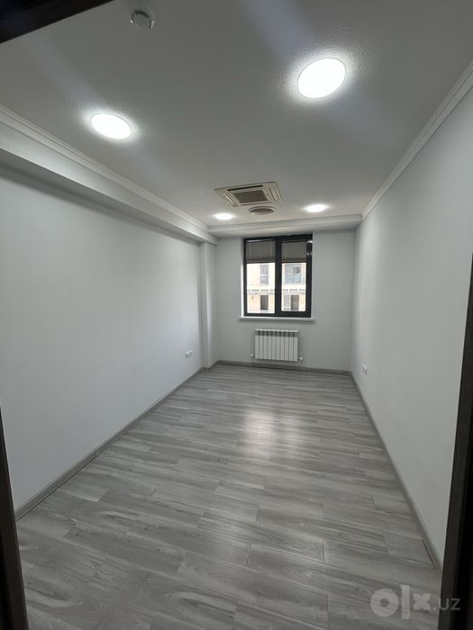 Офис 100 м²  в бизнес-центре NEW LEVEL