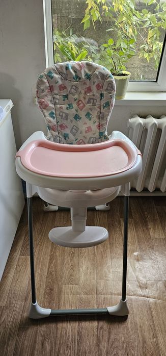 Продам детский столик