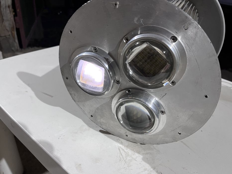 Proiector led industrial 150w 220v