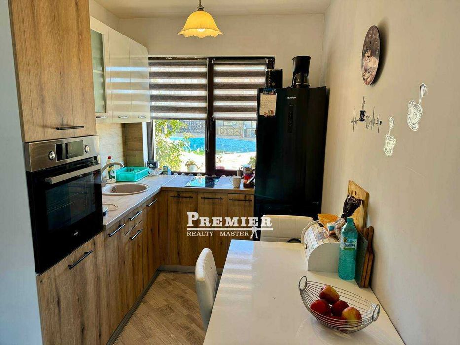 Продава се Къща в к.к. Слънчев бряг - 116 кв.м за 642 €/кв.м - Снимка #2