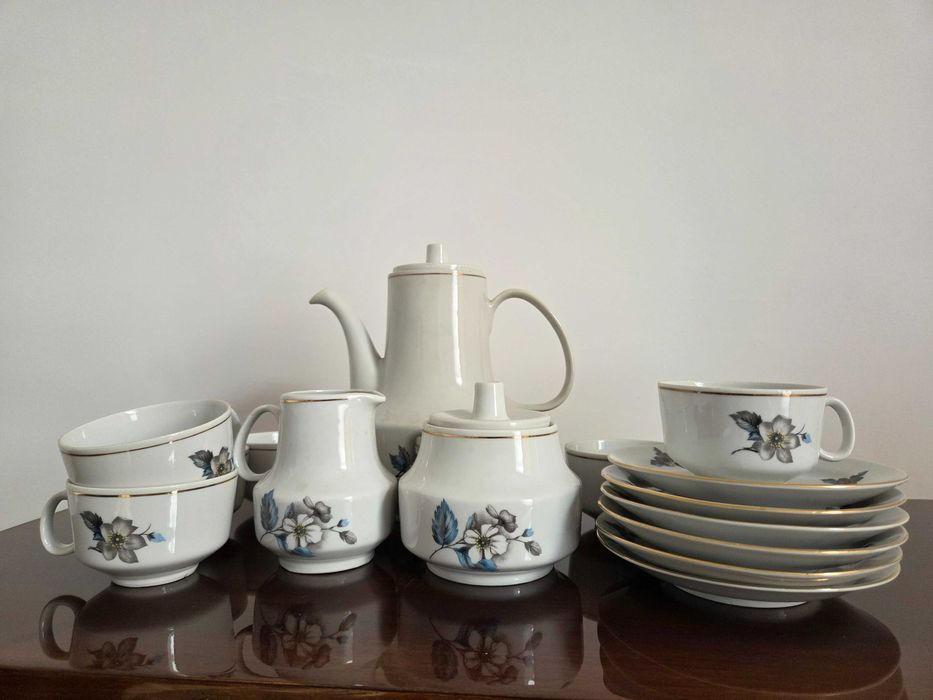 set de ceramica pentru servit ceai/cafea