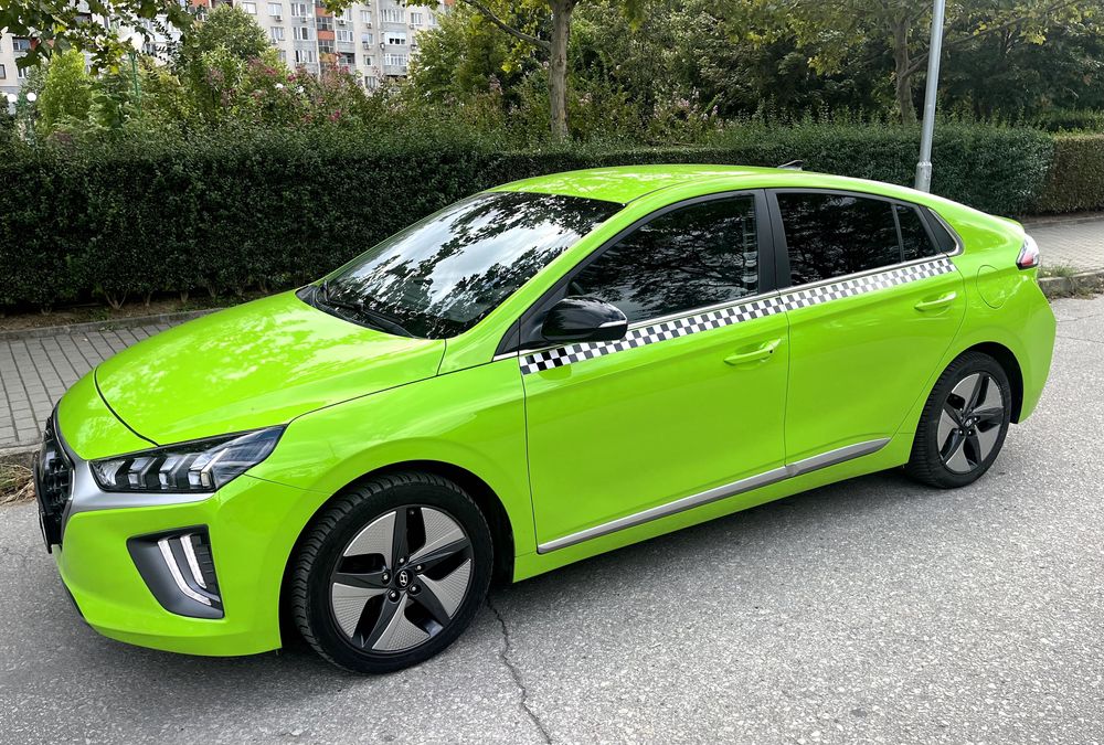 Такси под наем Пловдив HYUNDAI IONIQ TAXI Аренда
