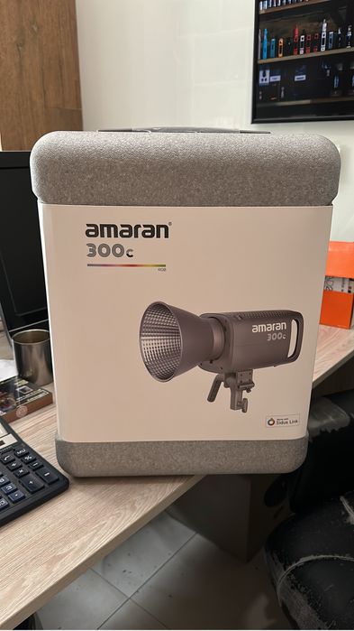 Источник постоянного света Amaran 300c