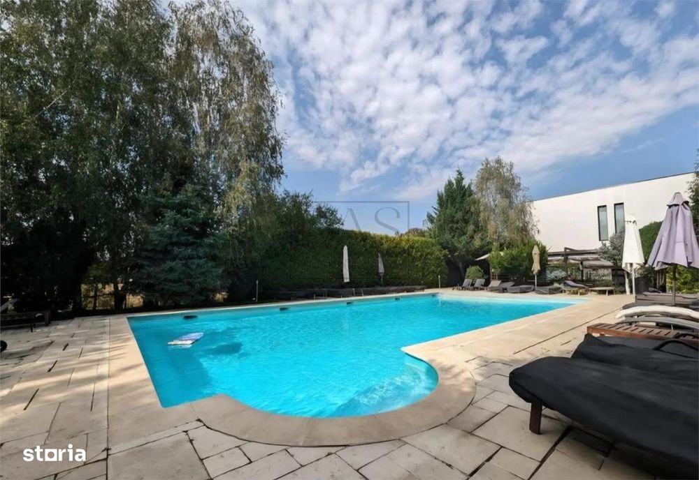Erou Iancu Nicolae | 3 Camere | Complex Privat | Piscina | Parcare