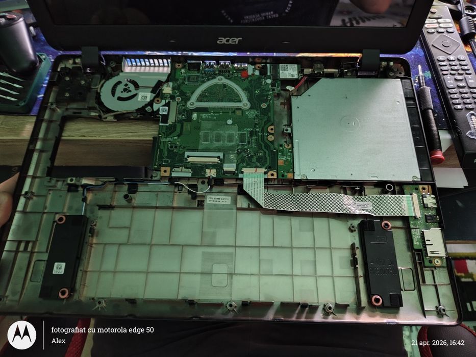 Laptop Acer și Adaptor HDD/SSD pentru asus Vivobook max X541 NA sau celelalte