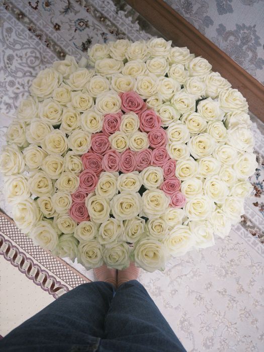 Цветы 101розы, белый розовый