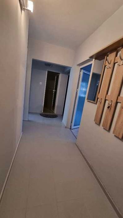 Дава се под наем Тристаен апартамент в София, Младост 2 - 90 кв.м за 816 € - Снимка #5