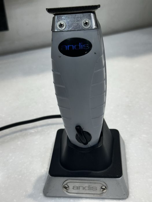 Andis trimer профессиоеальный тример