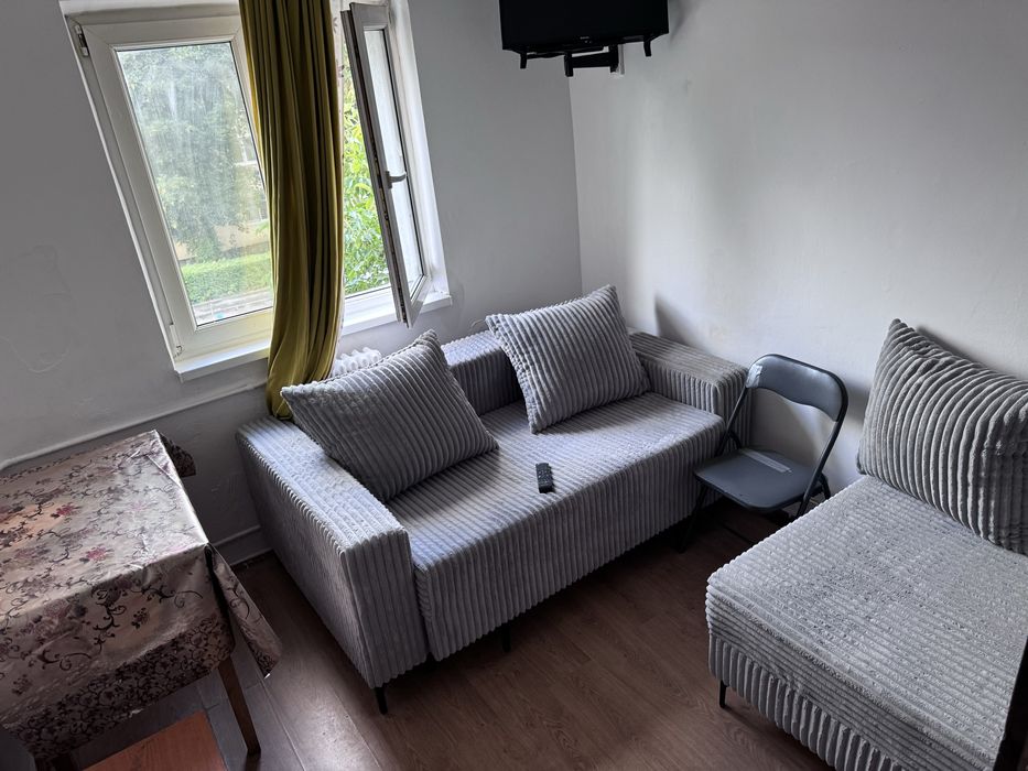 Inchiriez Garsoniera • zona Astra • Steagu