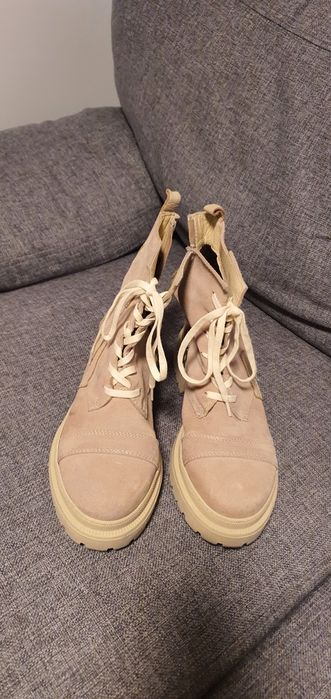 Ghete piele intoarsa  site Otter, masura 40